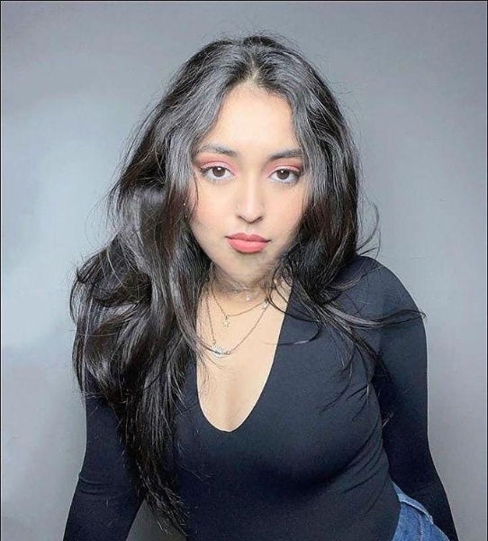 anikasaxena01
